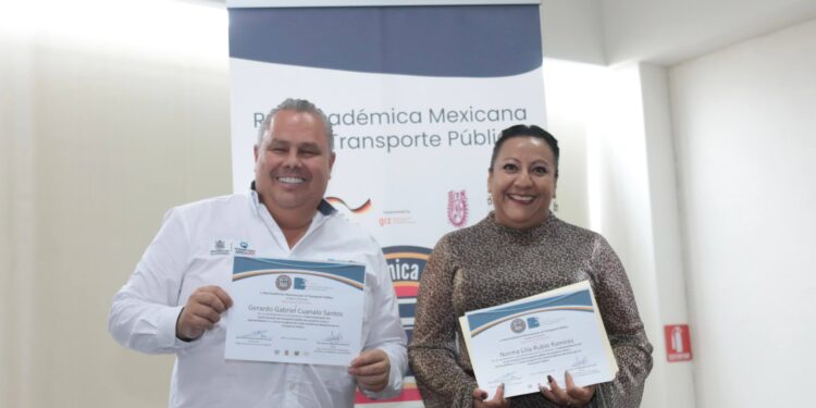 Destacan a Qrobus como el transporte público más seguro del país