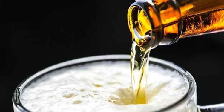El coordinador de la bancada, Ricardo Monreal, calificó como una especulación el incremento a la cerveza y los productos con exceso de sodio.