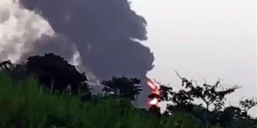 Mueren tres por explosión en planta en sur de Veracruz