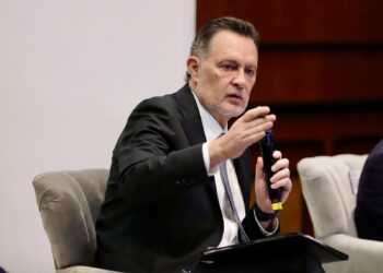 Presenta Kuri examen de confianza con empresa Sapiens