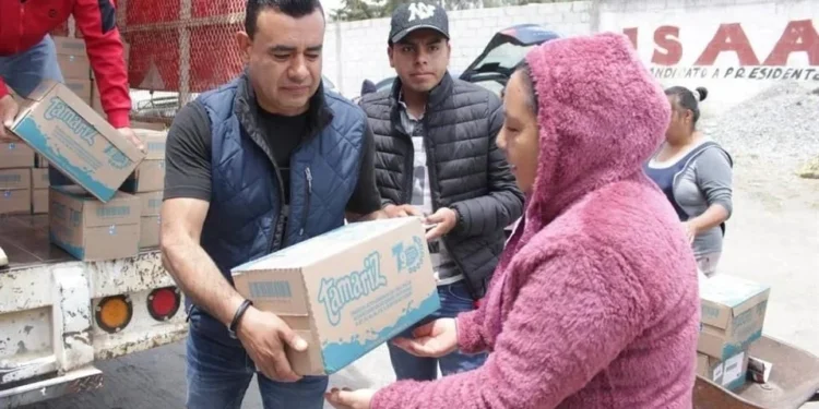 Alcalde de Esperanza, Puebla, repartía productos robados por el crimen organizado