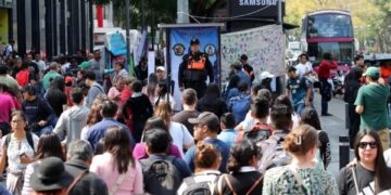 Llega México a 130.9 millones; desacelera su crecimiento