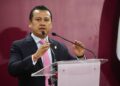 Renuncia Carlos Torres Piña como fiscal de Michoacán