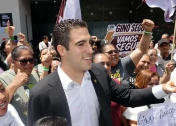 Designa Morena a ‘ahijado’ de Mara en QR