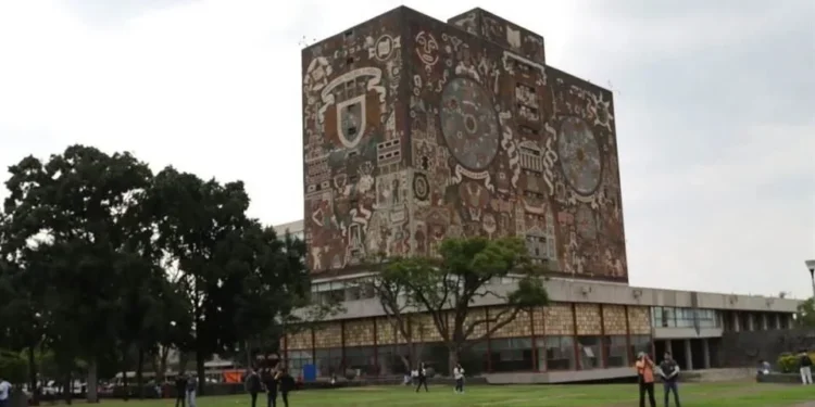 Sheinbaum pide austeridad a la UNAM para ampliar matrícula estudiantil