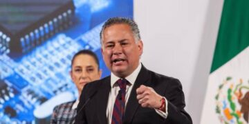 Santiago Nieto desconfía de resolución del IEEQ sobre uso de instalaciones del congreso para ruedas de prensa