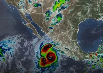 Se intensifica ‘Polo’, de nuevo, a categoría 5