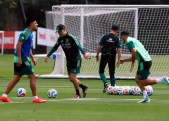 Vive Rafa Márquez su segundo debut con la Selección Mexicana