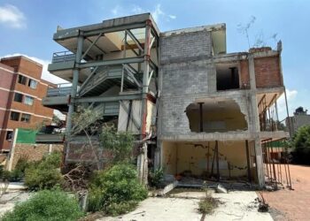 Certificó SEP al Rébsamen siete días antes del sismo
