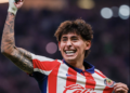 Chivas golea a Pumas y es líder previo al Clásico Nacional