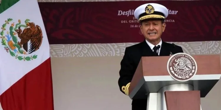 El exsecretario de Marina José Rafael Ojeda Durán reportó créditos por 6.3 mdp en su declaración patrimonial