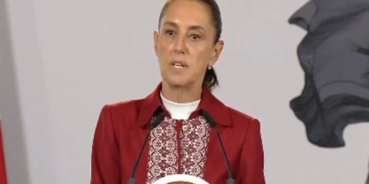 Sheinbaum defiende la Nueva Escuela Mexicana y cuestiona la prueba PISA