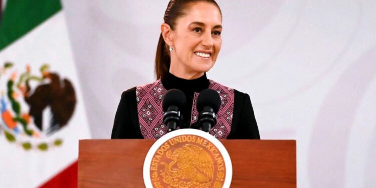 Claudia Sheinbaum reporta avances en acuerdo comercial tras llamada con Donald Trump