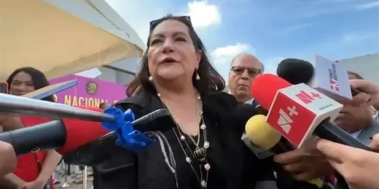 Taddei rechaza que el nuevo color lila del INE sea copia de la CDMX