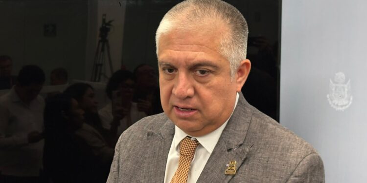 Congreso de Querétaro pospone Glosas del quinto informe de Kuri para después de fiestas patrias