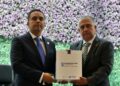 Entre protesta de la Cuarta Transfomación, Eric Gudiño entrega a congreso quinto informe de gobierno de Mauricio Kuri