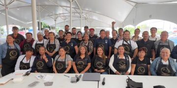 Prevén participación de 500 comerciantes durante fiestas patrias en Querétaro