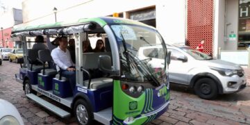 Transporte Eléctrico Gratuito del Centro Histórico registra tres mil ascensos en primero dos días de operación