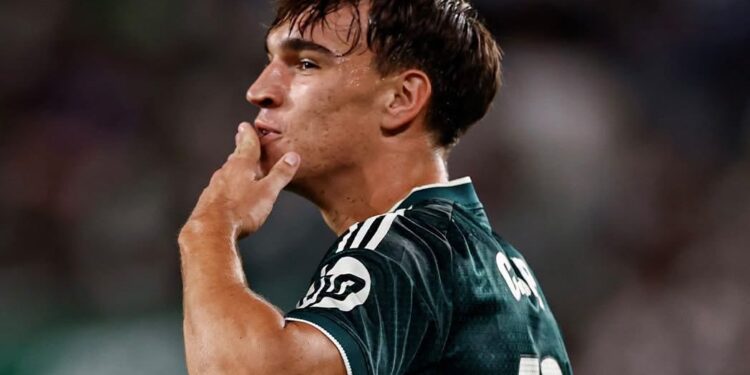 Real Madrid vence 3-2 al Elche con gol agónico de Carlos Espí en el minuto 91