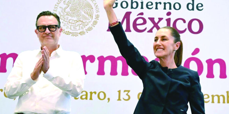 LA JEFA DE LA NACIÓN  Claudia Sheinbaum presentará este viernes su segundo informe a los queretanos. Aquí hace un año con Mauricio Kuri.
