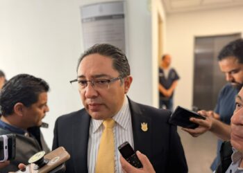 Al menos 120 personas destituidas por la Contraloría del estado