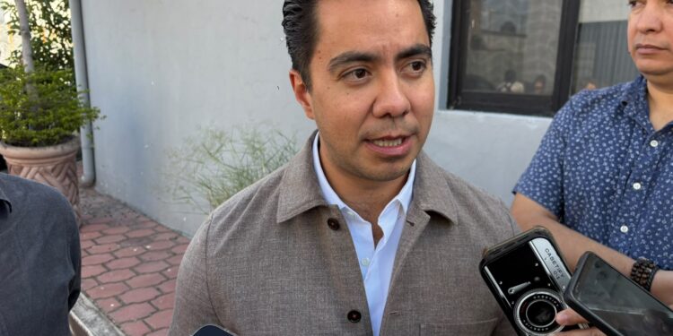 Supervisan concierto de Los Alameños de la Sierra en Querétaro por cambio de sede ilegal