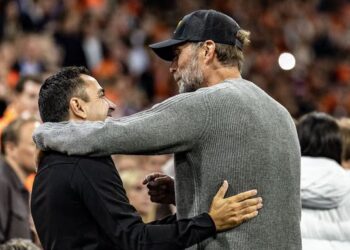 Xavi y Klopp debutan con un empate en los banquillos de sus selecciones