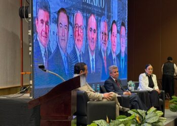 Enrique Burgos: inversión requiere seguridad jurídica y certidumbre