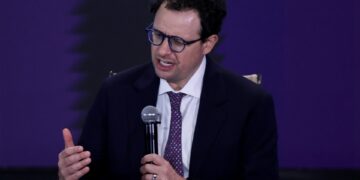 Director ejecutivo de Anthropic pide desaceleración inmediata en el desarrollo de la IA