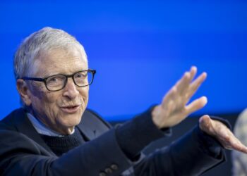 Bill Gates: IA sin control podría provocar “mil millones de muertes”