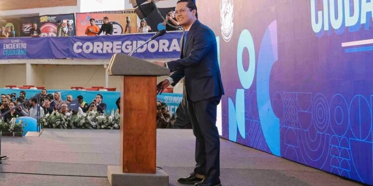 Alcalde de Corregidora ve un estilo distinto en Claudia Sheinbaum