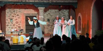 Cómicos de la Legua celebra 67 años de teatro y tradición en Querétaro