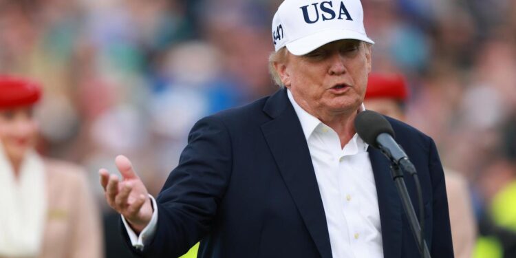 Durante un mitin celebrado en Gastonia, Carolina del Norte, Trump cuestionó la balanza comercial de su país con México, Canadá y distintas naciones europeas.
