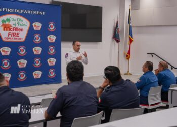 Bomberos de Corregidora reciben capacitación internacional en McAllen