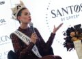 Escribe libro previo a Miss Universe