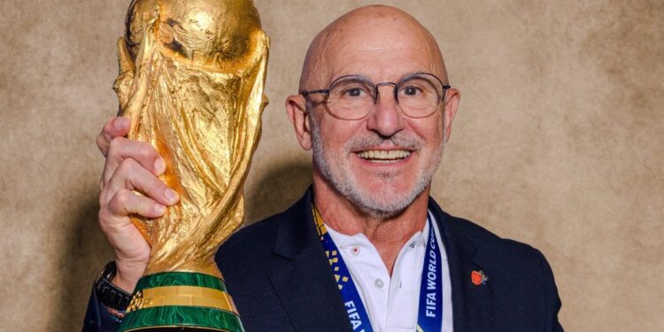 De la Fuente condujo a España a su segundo título mundial en julio.