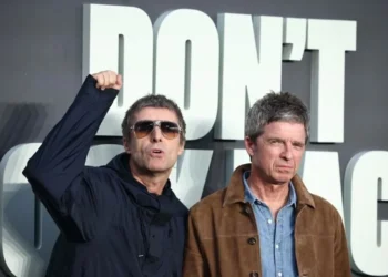 Anuncia Oasis una nueva gira mundial para 2027