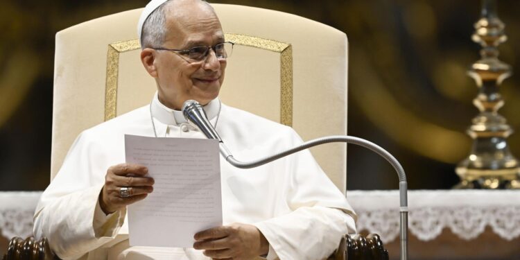 Papa León XIV pide que el progreso no deje "nuevas ruinas"
