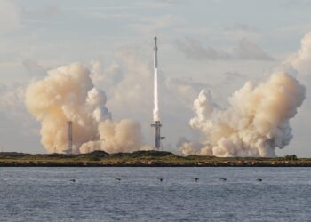 SpaceX logra el hito de poner en la órbita terrestre su cohete Starship