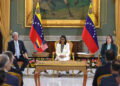 Trump acelera la firma de contratos tras histórico acuerdo petrolero con Venezuela