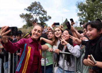 Inaugura Sheinbaum universidad Rosario Castellanos en el Estado de México
