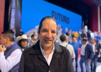 Llama Pancho Domínguez a cerrar filas rumbo a 2027