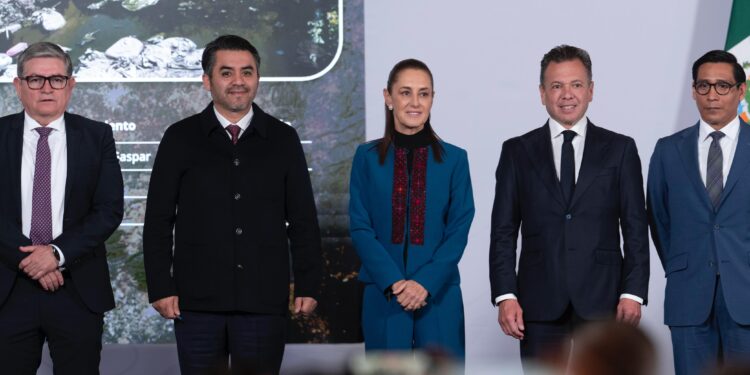 La inversión federal se destinará a la construcción de los acueductos Chapala-Guadalajara de 42 km, Calderón-San Gaspar de 31 km y la ampliación de la planta potabilizadora de San Gaspar.
