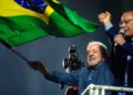 Se desploman Bolsa y real brasileño tras reelección de Lula
