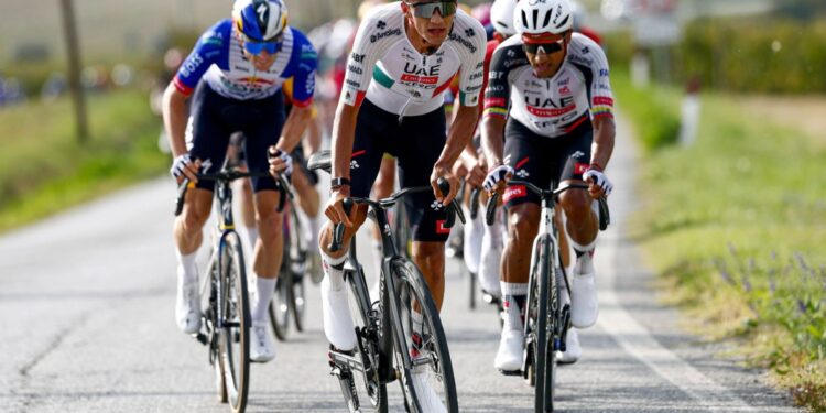 El francés Dorian Godon conquista el Gran Piemonte 2026; Isaac del Toro cede la corona
