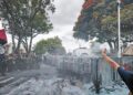 Estalla violencia en marcha contra el agua sucia en Jalisco