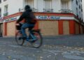 Decreta París toque de queda en zona centro ante protestas