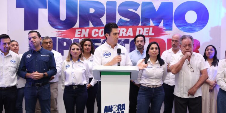 Romero y el coordinador de los diputados federales, Elías Lixa, adelantaron que el partido votará contra el aumento de 35.8 por ciento al Derecho de No Residente (DNR).