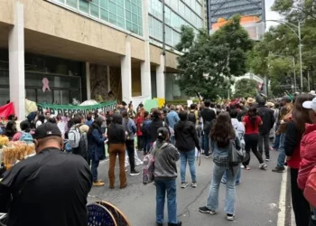 Anuncian trabajadores del IMSS marcha el 14 de octubre