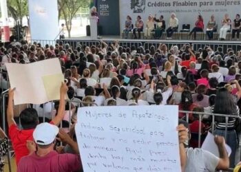 Protestan víctimas en acto de CSP; exigen paz en Apatzingán